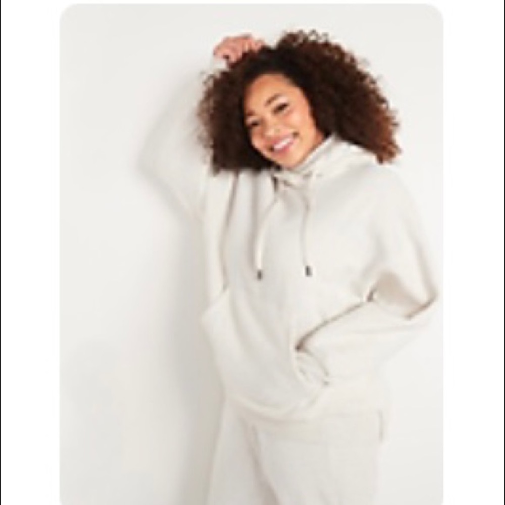 Old Navy turtleneck hoodie Oatmeal Cream Size Small